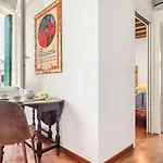 7 Windows On Venice By Lionhost